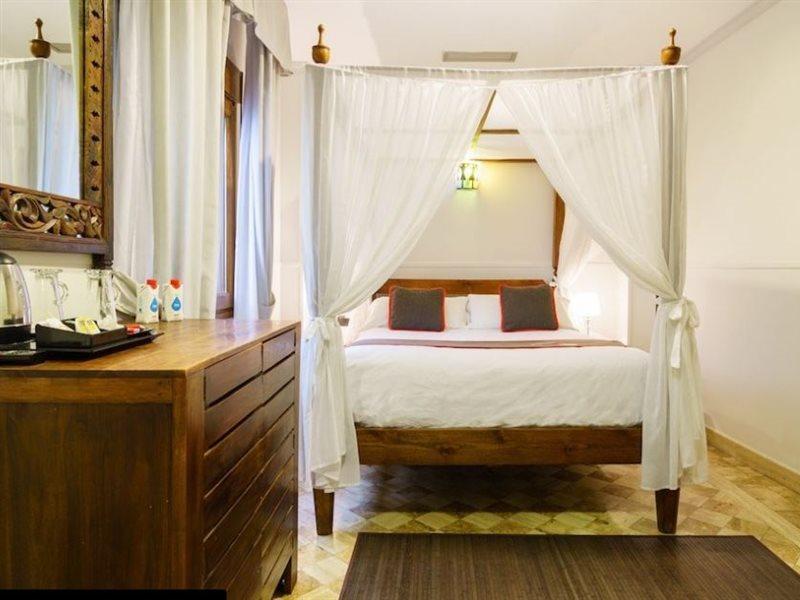Hotel Boutique Reina Mora Granada Luaran gambar