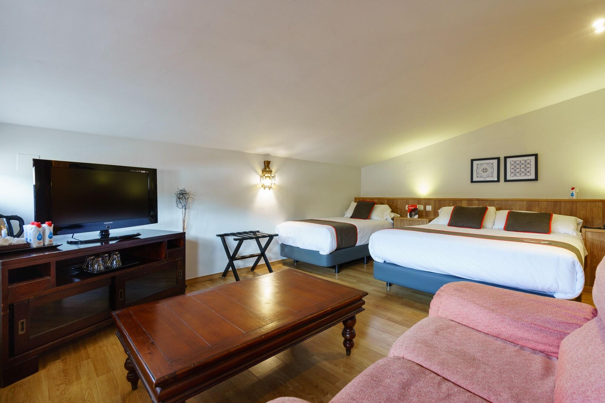 Hotel Boutique Reina Mora Granada Luaran gambar