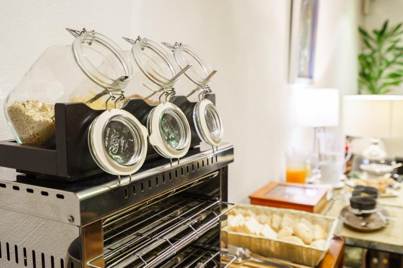 Hotel Boutique Reina Mora Granada Luaran gambar