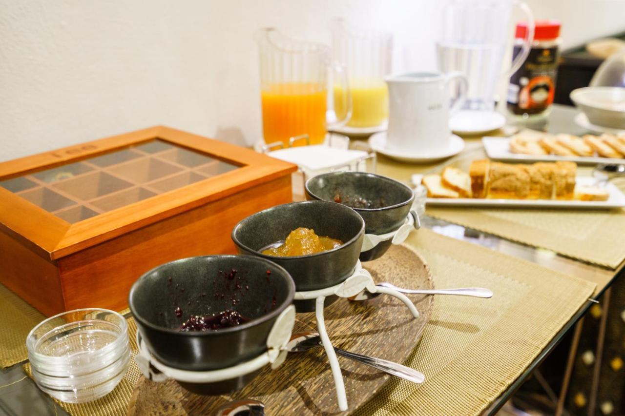 Hotel Boutique Reina Mora Granada Luaran gambar